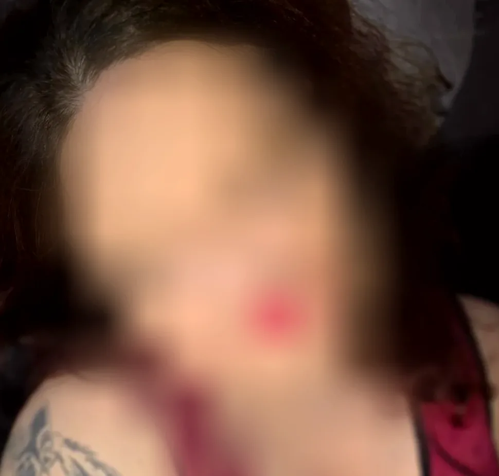 Isla, 38